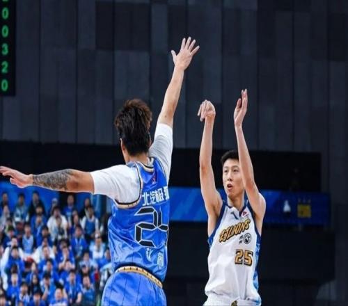 英超豪门争,相追逐,迪奥曼德成,九游娱乐平台,九游娱乐官方网站,九游娱乐登录入口,九游娱乐app下载